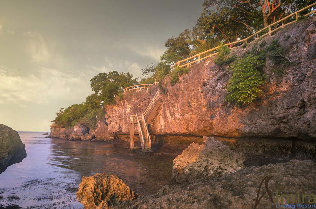 Готель Reddoorz Premium @ Napaling Point Tangnan Екстер'єр фото