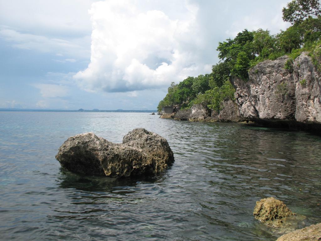 Готель Reddoorz Premium @ Napaling Point Tangnan Екстер'єр фото
